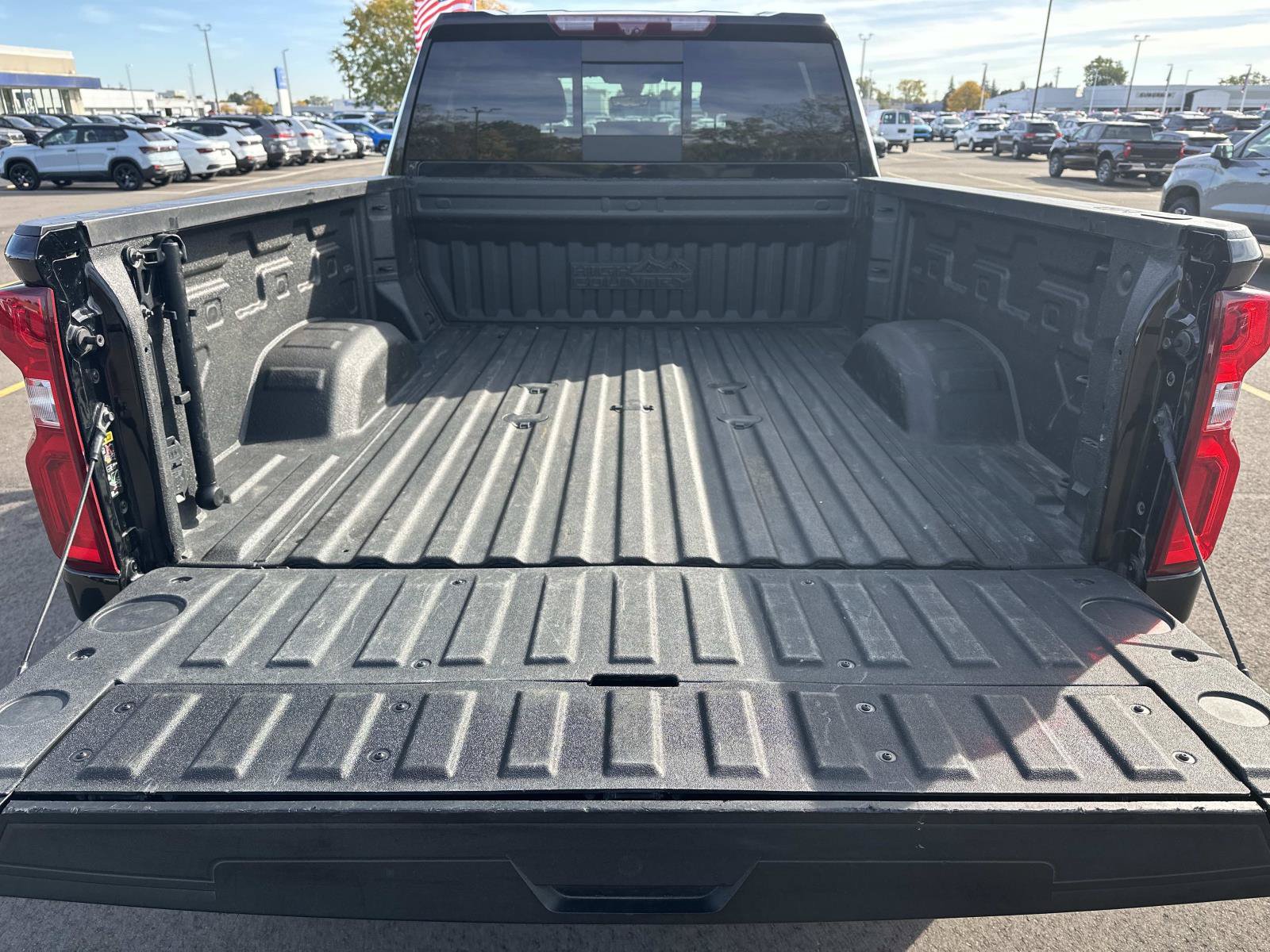Used 2023 Chevrolet Silverado 3500 High Country AWD/4WD image 9