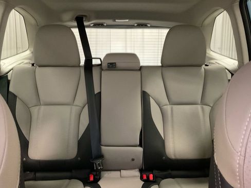 Used 2023 Subaru Forester Limited image 34