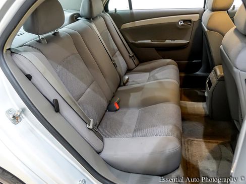 Used 2009 Chevrolet Malibu LS image 28