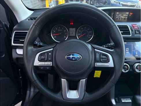 Used 2018 Subaru Forester 2.5i Premium w/ All-Weather Package AWD/4WD image 14