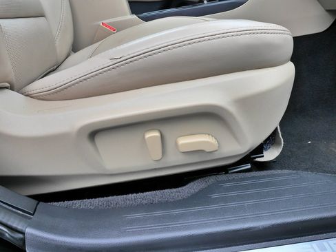 Used 2019 Subaru Outback 2.5i Limited image 13