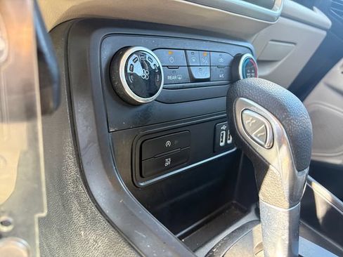 Used 2021 Ford EcoSport S AWD/4WD image 24