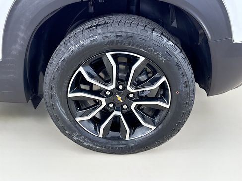 Used 2023 Chevrolet TrailBlazer ACTIV FWD image 32