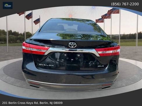 Used 2015 Toyota Avalon XLE FWD image 4