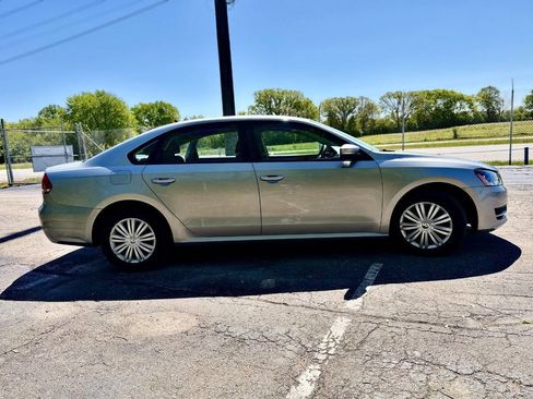 Used 2014 Volkswagen Passat 1.8T S FWD image 6