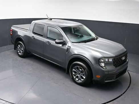 Used 2025 Ford Maverick XLT image 27