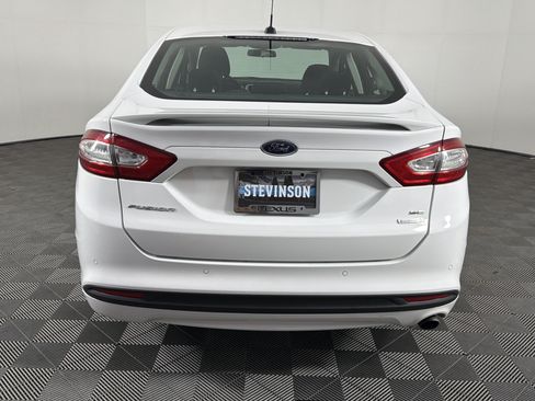 Used 2013 Ford Fusion SE FWD image 6