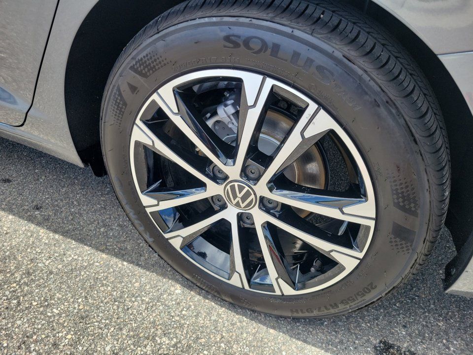 Certified 2026 Volkswagen Jetta Sport FWD image 22