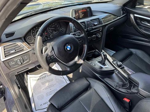 Used 2017 BMW 330i Sedan RWD image 11
