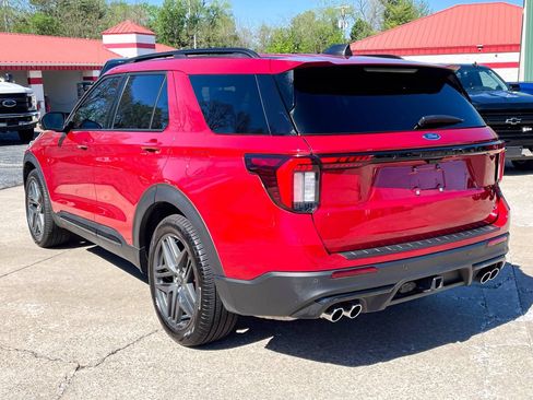 Used 2025 Ford Explorer ST w/ Sun And Sound Package AWD/4WD image 5