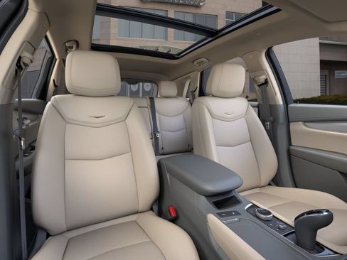 New 2026 Cadillac XT5 Premium Luxury AWD/4WD image 16