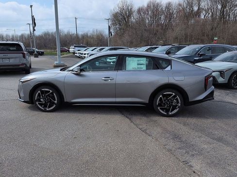 New 2026 Kia K4 GT-Line image 4