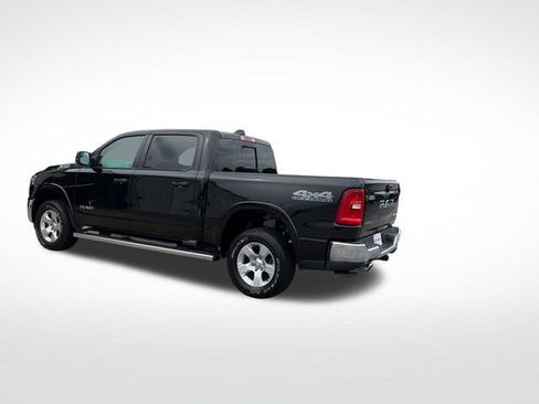 Used 2025 RAM 1500 Big Horn AWD/4WD image 3
