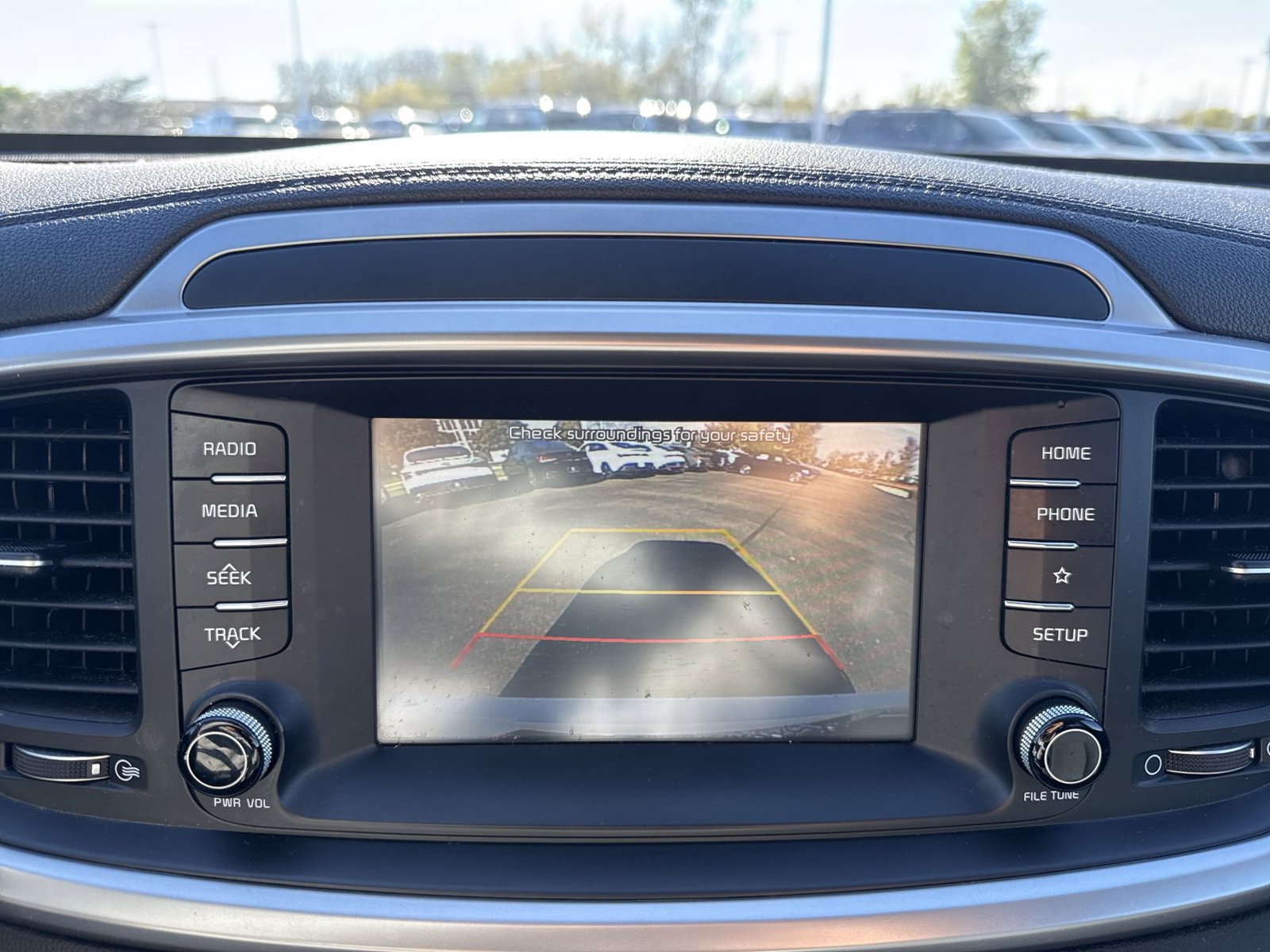 Used 2020 Kia Sorento S AWD/4WD image 18