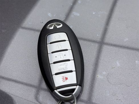 Used 2024 INFINITI QX80 Luxe image 64