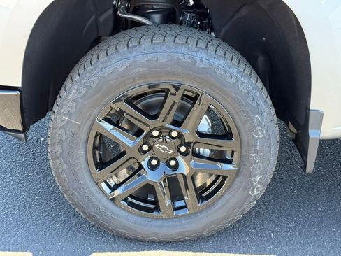 New 2026 Chevrolet Silverado 1500 Custom Trail Boss w/ Turbomax Blackout Package image 10