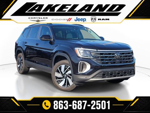 Used 2024 Volkswagen Atlas SE FWD image 1