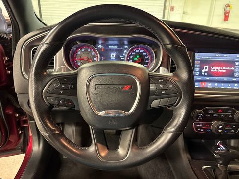 Used 2018 Dodge Charger R/T Scat Pack RWD image 31