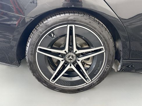 Used 2023 Mercedes-Benz C 300 Sedan image 33