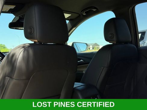 Used 2022 Chevrolet Equinox Premier AWD/4WD image 19