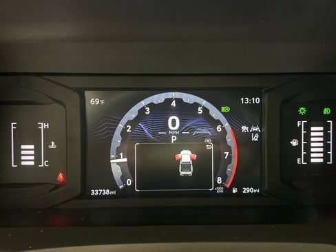 Used 2024 Toyota Tacoma SR5 AWD/4WD image 18
