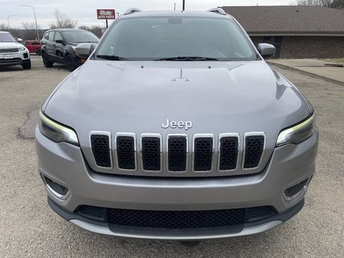 Used 2019 Jeep Cherokee Limited AWD/4WD image 3
