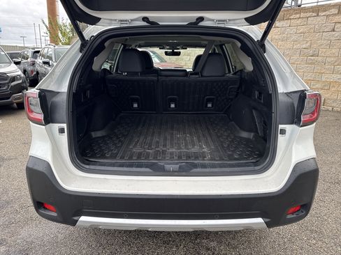 Certified 2023 Subaru Outback Limited image 30