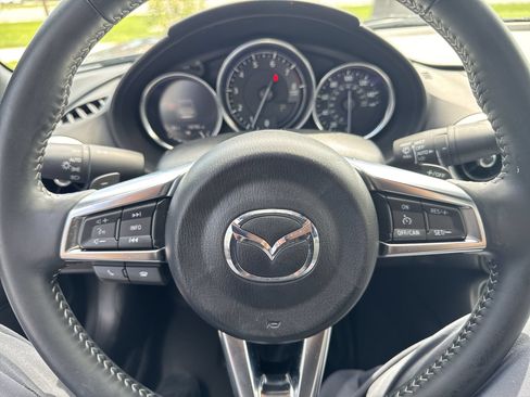 Used 2022 MAZDA MX-5 Miata RF Grand Touring RWD image 28