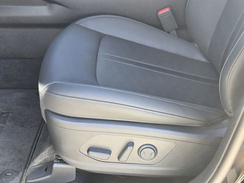 New 2026 Kia Sorento EX image 17