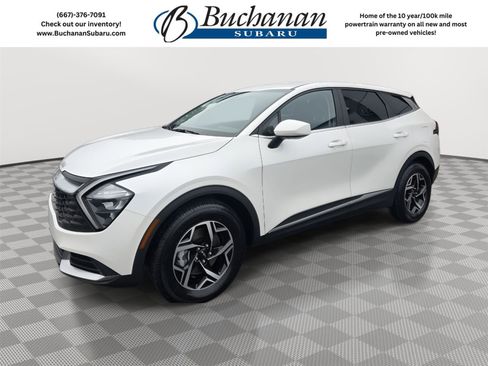 Used 2023 Kia Sportage LX image 1