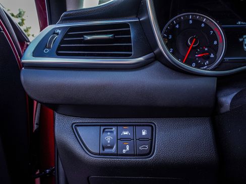 Used 2019 Genesis G70 2.0T Advanced w/ Elite Package image 18