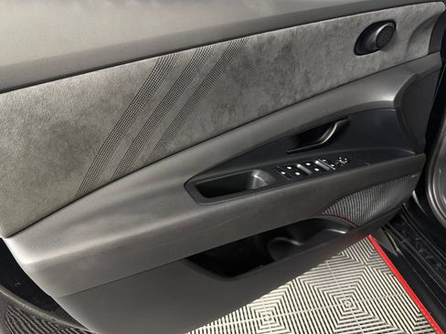 Used 2025 Hyundai Elantra N FWD image 27