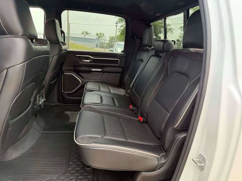 Used 2023 RAM 1500 Laramie AWD/4WD image 12