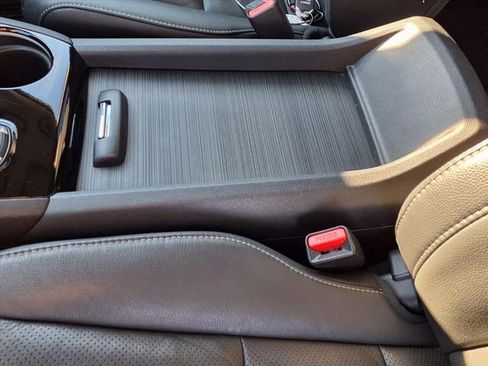 Used 2021 Honda Pilot Elite image 46