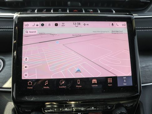 New 2025 Jeep Grand Cherokee Limited w/ Luxury Tech Group II image 19