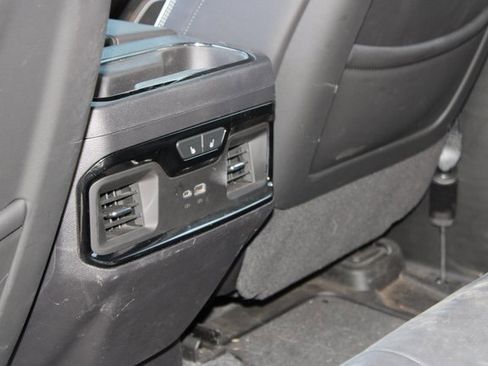 Used 2024 GMC Sierra 1500 AT4X image 19