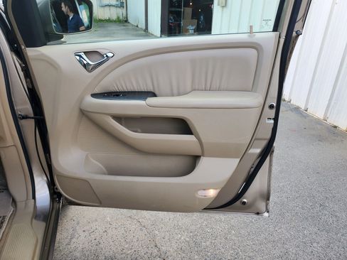 Used 2005 Honda Odyssey EX-L image 20