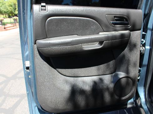 Used 2013 Chevrolet Silverado 2500 LTZ w/ LTZ Plus Package AWD/4WD image 12