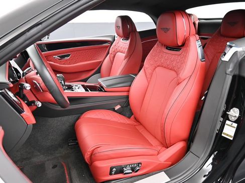 Certified 2023 Bentley Continental GT V8 AWD/4WD image 5
