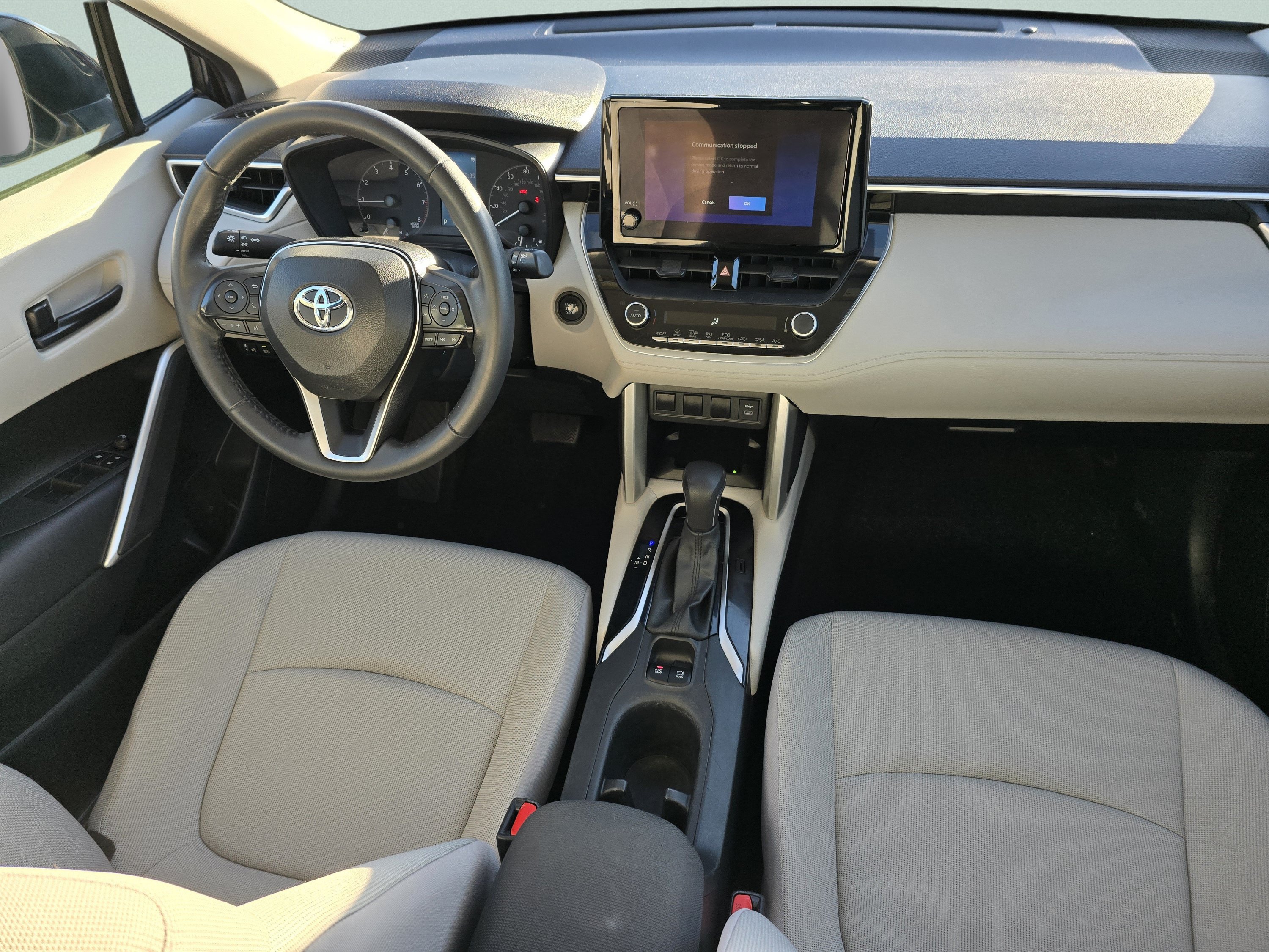 Certified 2024 Toyota Corolla Cross LE AWD/4WD image 32
