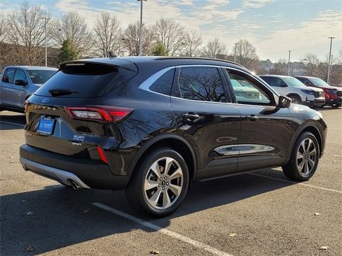 Used 2023 Ford Escape Platinum w/ Premium Technology Package image 3