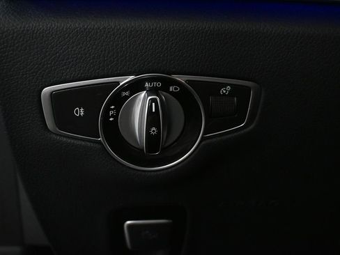 Used 2021 Mercedes-Benz E 350 Sedan image 9