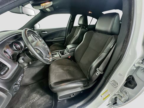 Used 2022 Dodge Charger R/T w/ Plus Group RWD image 13