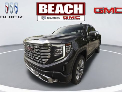Used 2023 GMC Sierra 1500 Denali w/ Denali Reserve Package AWD/4WD image 7