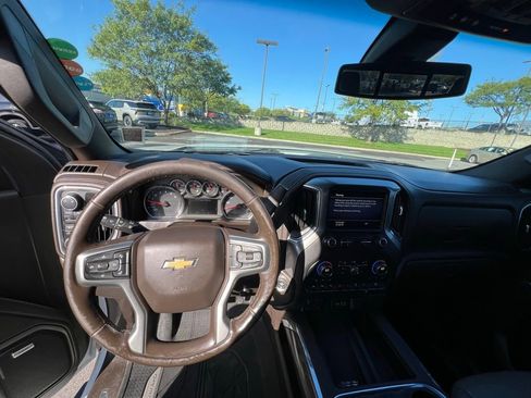 Used 2019 Chevrolet Silverado 1500 LTZ w/ LTZ Premium Package image 41