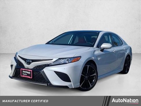 Certified 2020 Toyota Camry XSE image 1