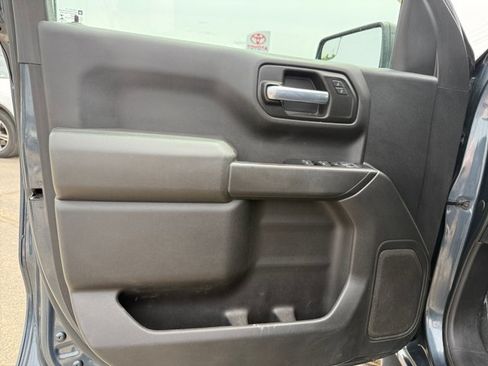 Used 2019 Chevrolet Silverado 1500 Custom w/ Custom Value Package AWD/4WD image 21