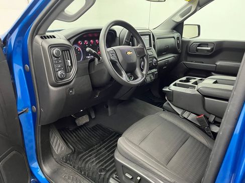 Used 2022 Chevrolet Silverado 1500 Custom AWD/4WD image 18