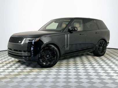 New 2025 Land Rover Range Rover SE
