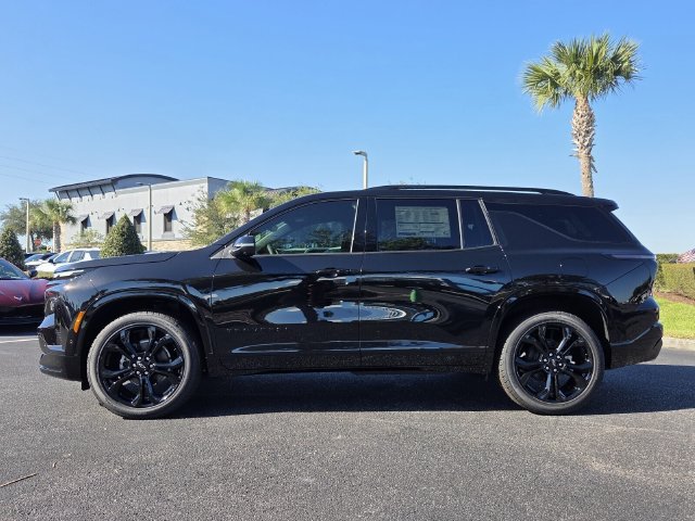 New 2027 Chevrolet Traverse RS w/ LPO, Floor Liner Package FWD image 3